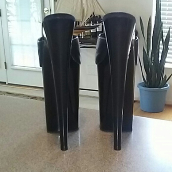 Pleaser Infinity platform stripper heels - Picture 3 of 7